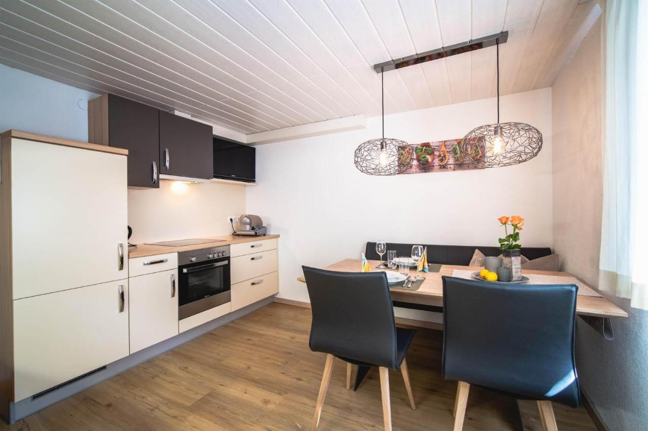 Alpenherz Apartments ซังคท์กัลเลนเคียร์ช ภายนอก รูปภาพ